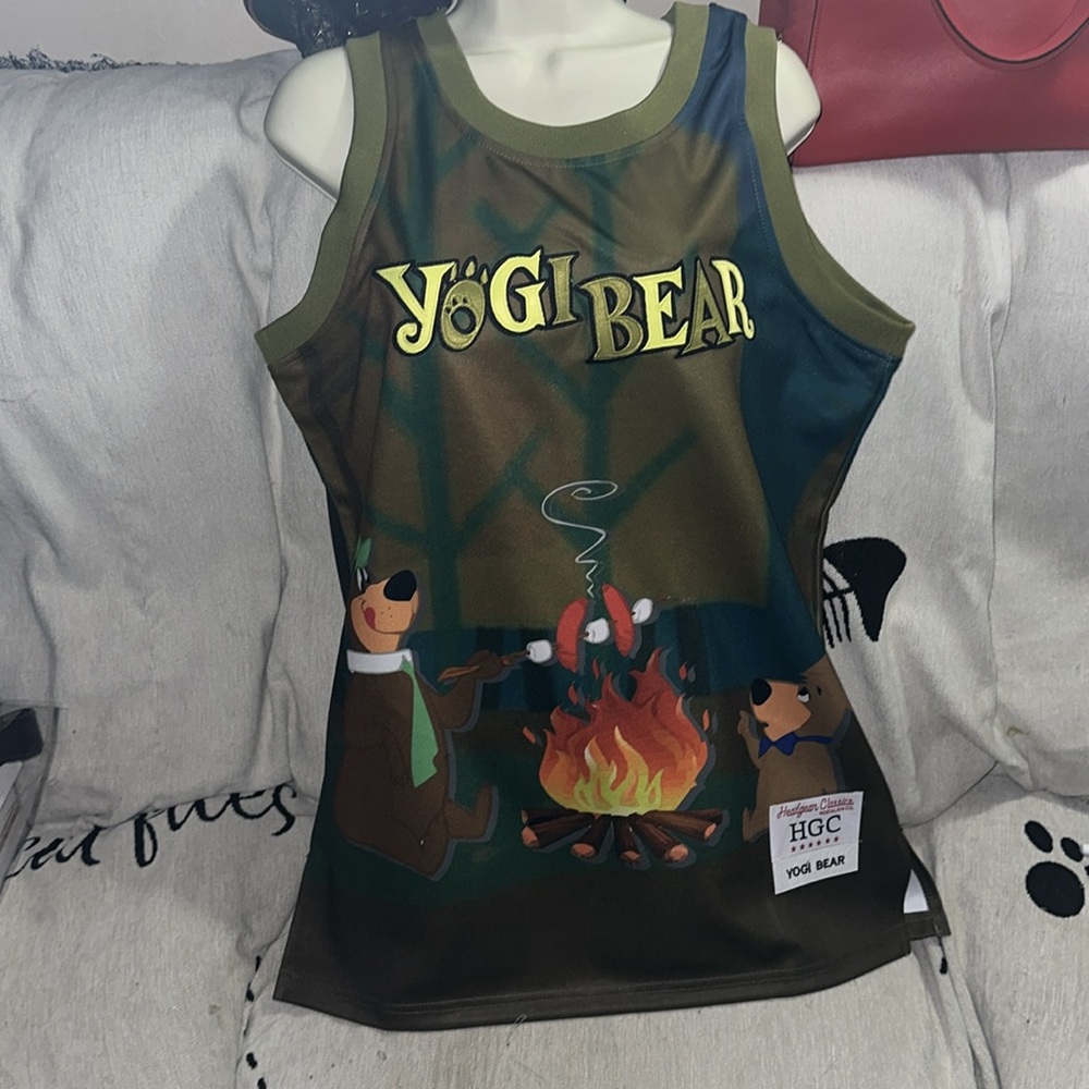 Headgear classics medium Colorful Yogi Bear Tank Top New